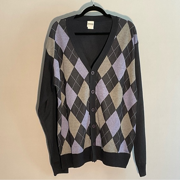 Haband Men's Black and Purple Argyle Cardigan - Picture 9 of 13